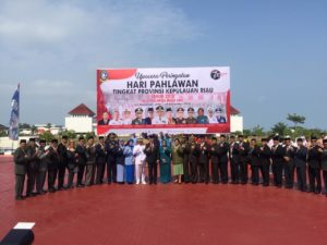 Upacara Ziarah dan Tabur Bunga di Makam Taman Pahlawan