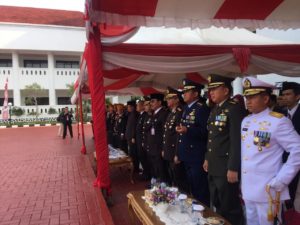 Upacara Ziarah dan Tabur Bunga di Makam Taman Pahlawan