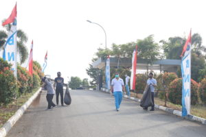 Gotong Royong dan Penanaman Pohon dalam rangka memperingati Hari Kemerdekaan RI Ke-75