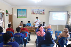 Bimbingan Teknis Lifeskill bagi Masyarakat Rawan Narkoba di lingkungan perkotaan di Kelurahan Muka Kuning Hari Pertama
