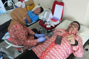 BADAN NARKOTIKA NASIONAL PROVINSI KEPULAUAN RIAU BERSAMA DWP BNNP KEPRI DONOR DARAH BERSAMA DALAM RANGKA MEMPERINGATI HARI IBU