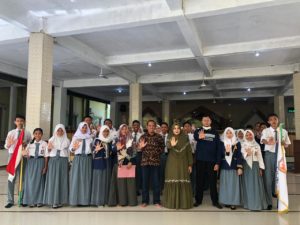 Pelaksanaan Pembina Upacara Dalam Rangka Sosialisasi Pencegahan dan Pemberantasan Penyalahgunaan dan Peredaran Gelap Narkoba (P4GN) sekaligus pelantikan satgas anti narkoba di lingkungan pelajar