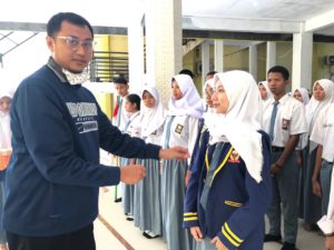 Pelaksanaan Pembina Upacara Dalam Rangka Sosialisasi Pencegahan dan Pemberantasan Penyalahgunaan dan Peredaran Gelap Narkoba (P4GN) sekaligus pelantikan satgas anti narkoba di lingkungan pelajar