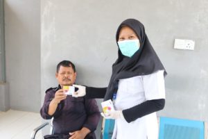 Pencegahan Penyebaran COVID-19 di BNNP KEPRI (Pembagian Vitamin)