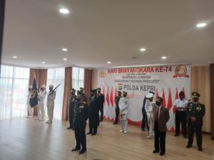 Upacara Hari Bhayangkara ke-74
