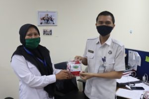 Pencegahan Penyebaran COVID-19 di BNNP KEPRI (Pembagian Masker BNNP KEPRI)