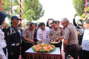 Menghadiri Upacara HUT Satuan Pengamanan (SATPAM) Indonesia di POLDA KEPRI