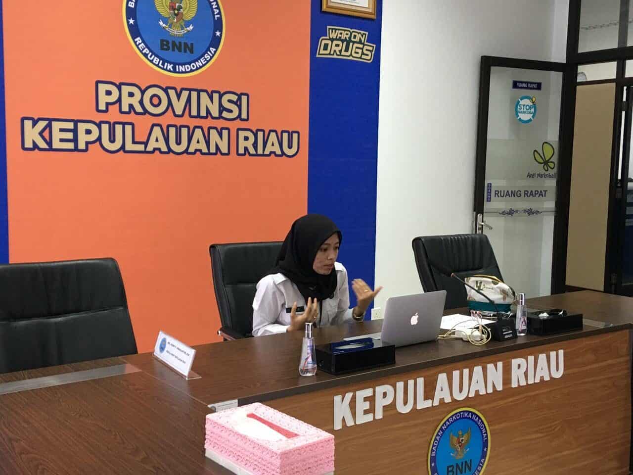 Sosialisasi Narkoba dalam Rangka MPLS Siswa Baru SMAN 4 Batam Sosialisasi Narkoba dalam Rangka MPLS SMAN 4 Batam