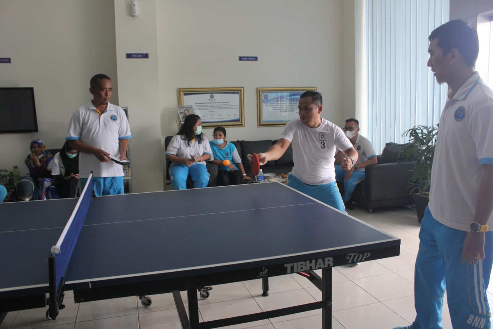 Pembinaan Jasmani Pegawai BNNP Kepri Pembinaan Jasmani Pegawai BNNP Kepri