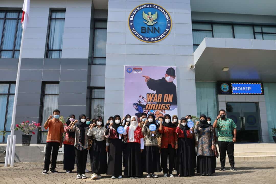 Kunjungan Study Banding SMK 02 di BNNP Kepri Kunjungan SMK 02 di BNNP Kepri