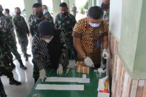 BNNP Kepri Lakukan Sosialisasi dan Tes Urin di lingkungan KOREM 033/ Wira Pratama
