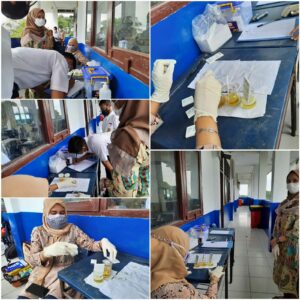 Pemberdayaan Masyarakat Melalui Test Urine di Lingkungan Pendidikan