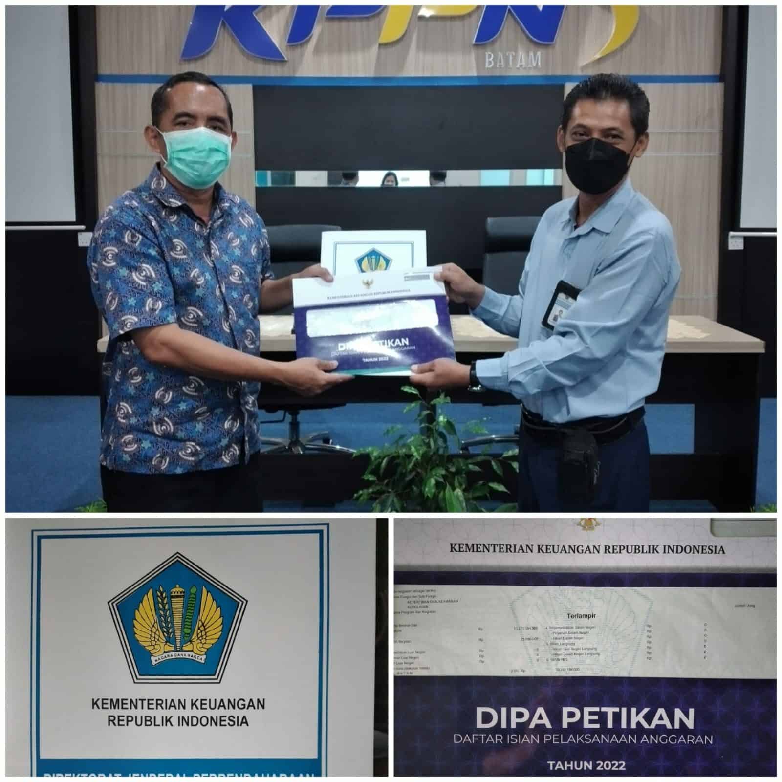 Penyerahan DIPA Petikan Tahun Anggaran (TA) 2022 Penyerahan DIPA Petikan Tahun Anggaran (TA) 2022
