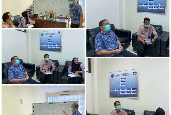 Rapat mengenai arsip BNNP Kepri