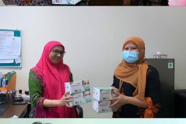Pencegahan Penyebaran COVID-19 di BNNP KEPRI (Pembagian Masker)