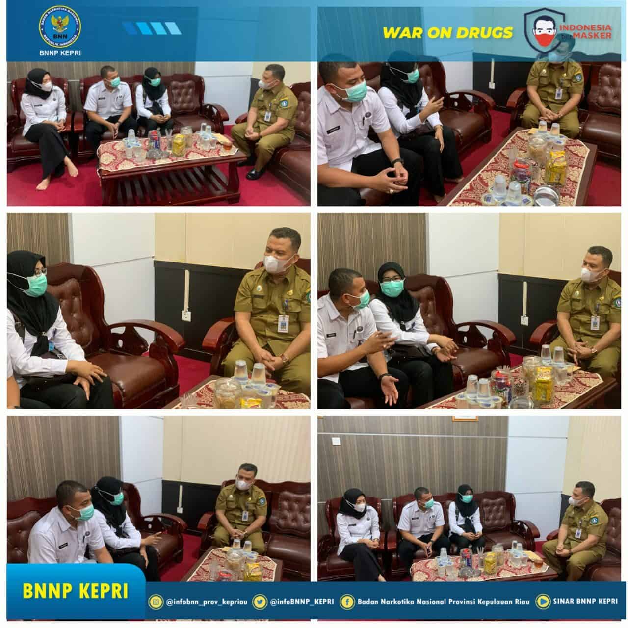 Koordinasi Kelembagaan dalam Rangka Kampanye War on Drugs dan Lagu Mars BNN pada Dinas Pendidikan Provinsi Kepulauan Riau Koordinasi Kelembagaan dalam Rangka Kampanye War on Drugs dan Lagu Mars BNN pada Dinas Pendidikan Provinsi Kepulauan Riau