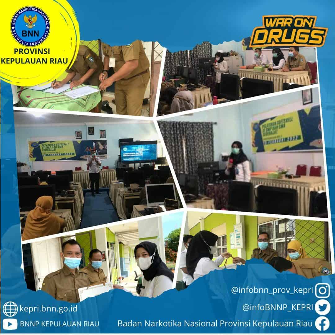 Pelatihan Pengembangan Softskill di SMA N 15 Kota Batam (Pertemuan Ke-1) Pelatihan Pengembangan Softskill di SMA N 15 Kota Batam (Pertemuan Ke-1)