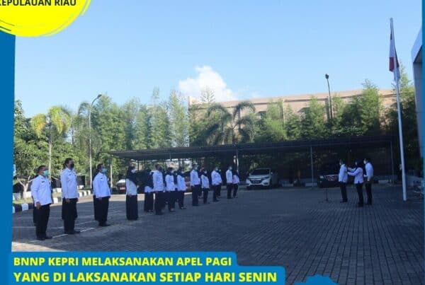 Pelaksanaan Apel Pagi Pelaksanaan Apel Pagi