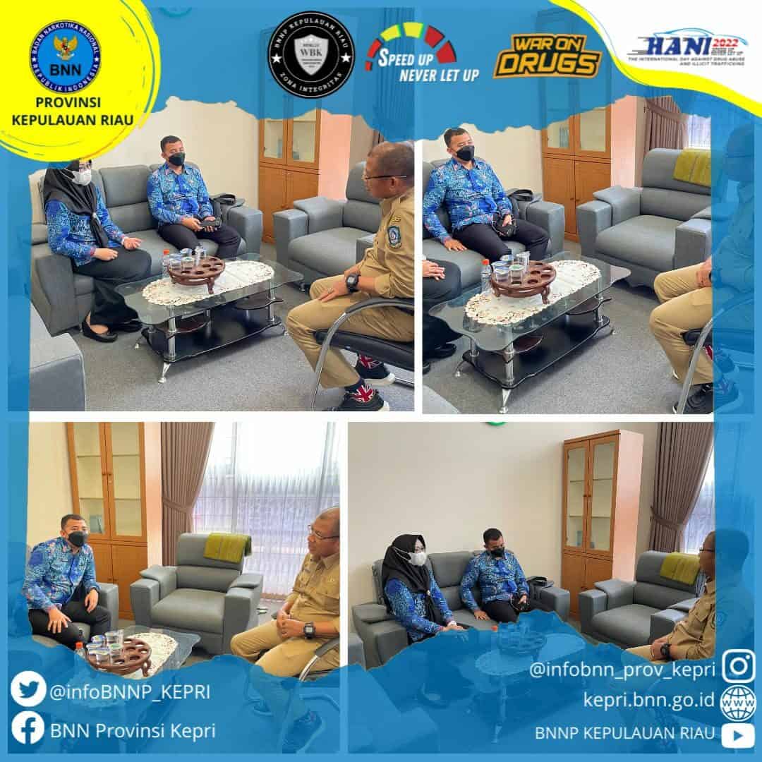 Koordinasi Desa dalam Rangka Persiapan Pelaksanaan Advokasi Fasilitasi Program Ketahanan Keluarga Berbasis Sumber Daya Pembangunan Desa Pada Kesbangpol Kepri Koordinasi Desa dalam Rangka Persiapan Pelaksanaan Advokasi Fasilitasi Program Ketahanan Keluarga Berbasis Sumber Daya Pembangunan Desa Pada Kesbangpol Kepri