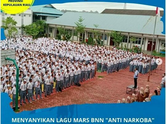 agu mars BNN “Anti Narkoba” Dalam rangka Gema Anti Narkotika di SMAN 8 Batam