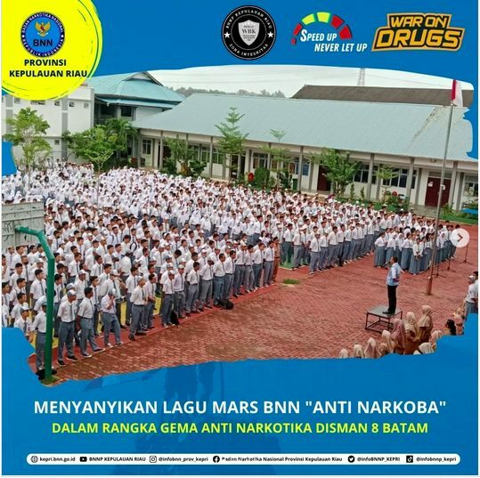 Lagu mars BNN "Anti Narkoba" Dalam rangka Gema Anti Narkotika di SMAN 8 Batam agu mars BNN “Anti Narkoba” Dalam rangka Gema Anti Narkotika di SMAN 8 Batam