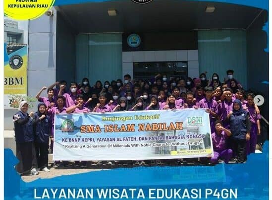 Kunjungan Sekolah SMA Islam Nabilah Batam pada BNNP KEPRI dalam Layanan Wisata Edukasi P4GN berbasis VAKSIN (Visual, Auditory, Kinesthetic Sistematis & Terintegrasi)