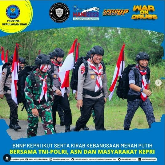 BNNP KEPRI IKUT SERTA KIRAB KEBANGSAAN MERAH PUTIH BERSAMA TNI-POLRI, ASN DAN MASYARAKAT KEPRI BNNP KEPRI IKUT SERTA KIRAB KEBANGSAAN MERAH PUTIH BERSAMA TNI-POLRI, ASN DAN MASYARAKAT KEPRI