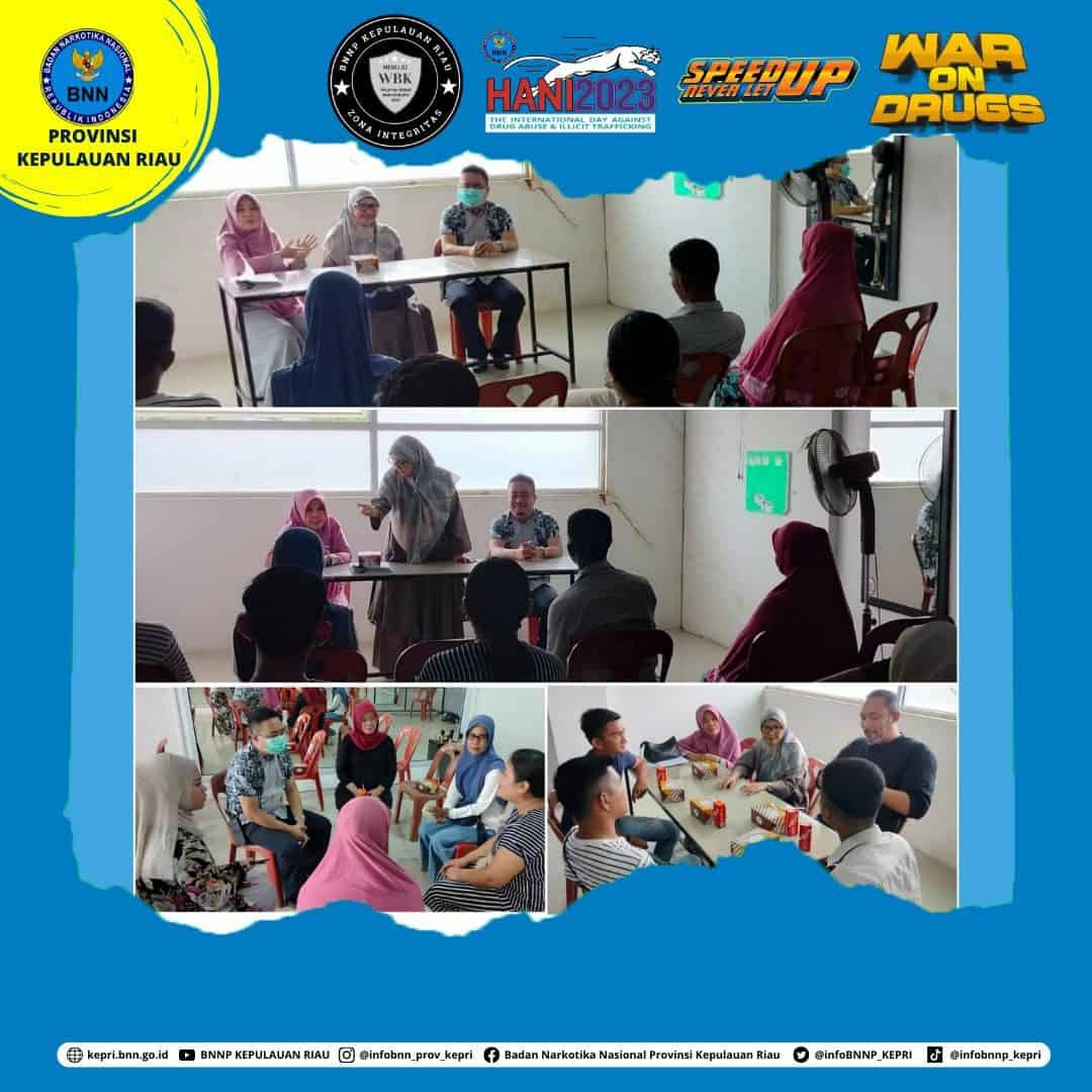 Pertemuan Kelompok Pemulihan (PKP) dan Pertemuan Dukungan Keluarga (PDK) Pertemuan Kelompok Pemulihan (PKP) dan Pertemuan Dukungan Keluarga (PDK)